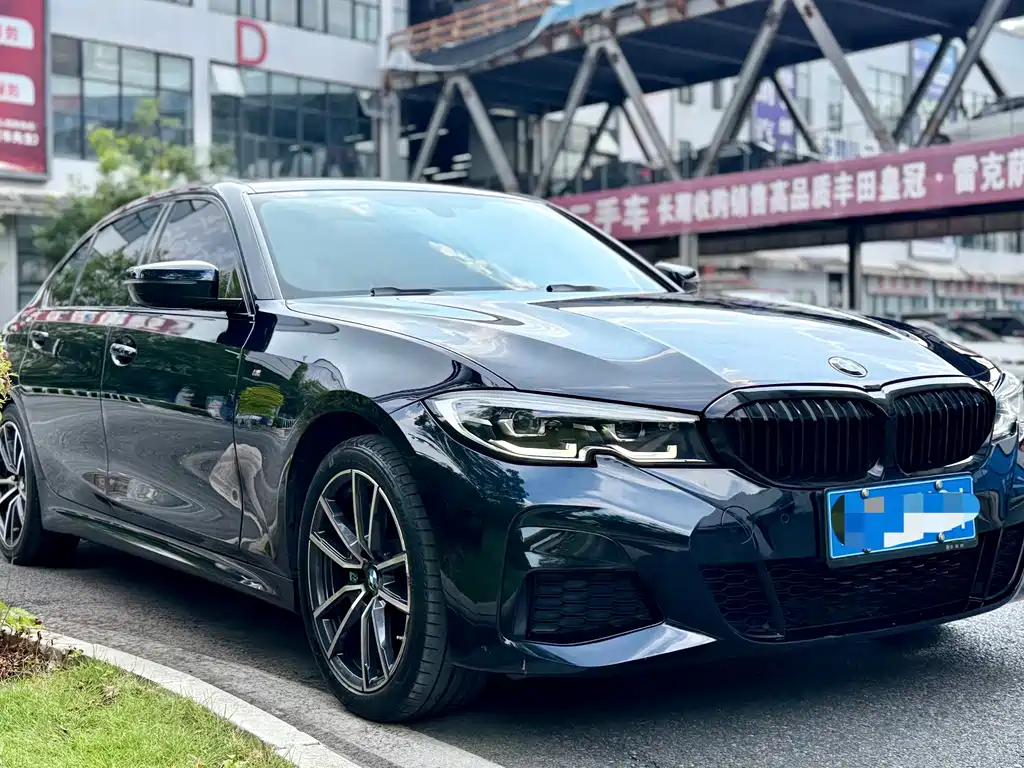 BMW 3 Series — фото 1