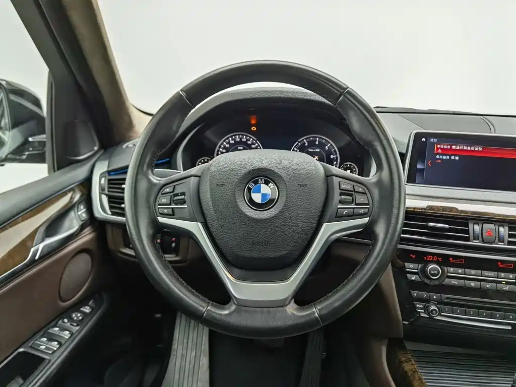 BMW X5 (Import) — фото 11