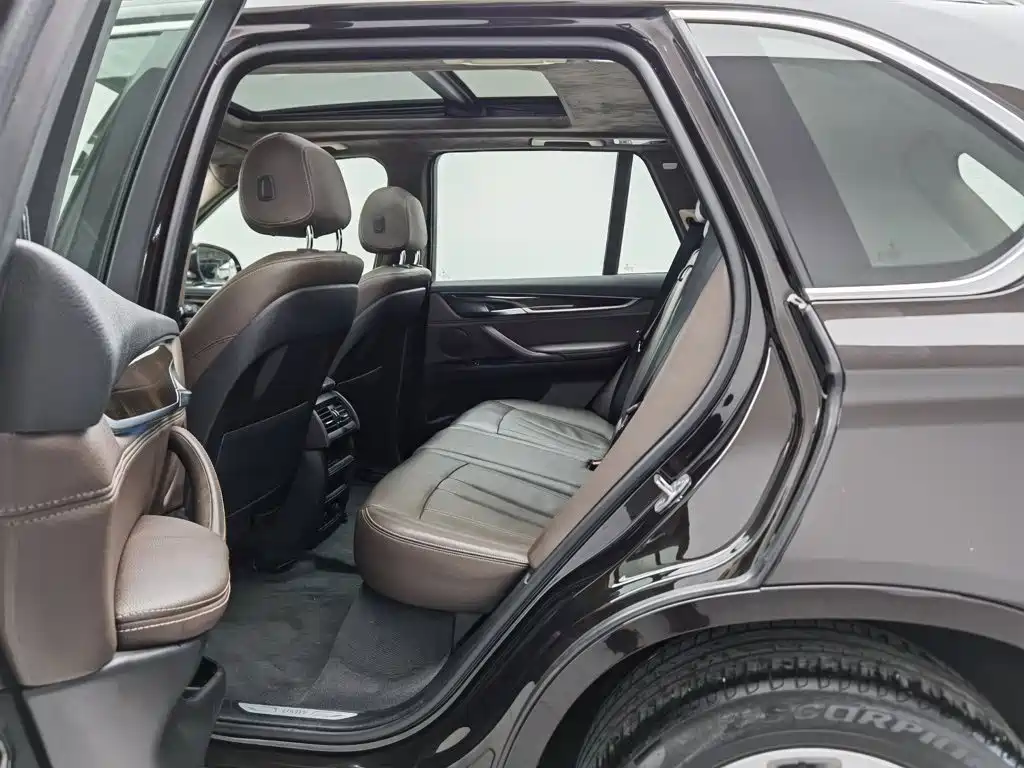 BMW X5 (Import) — фото 15