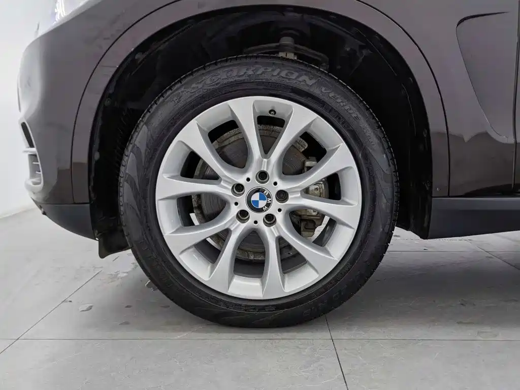 BMW X5 (Import) — фото 17