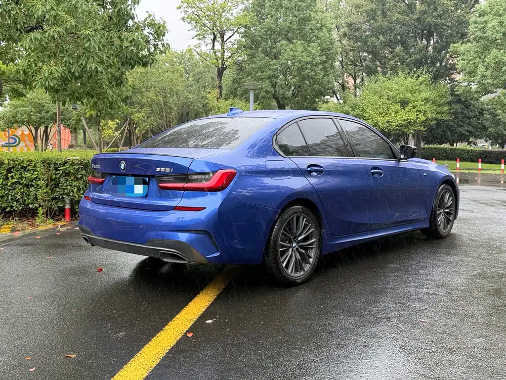 BMW 3 Series — фото 12
