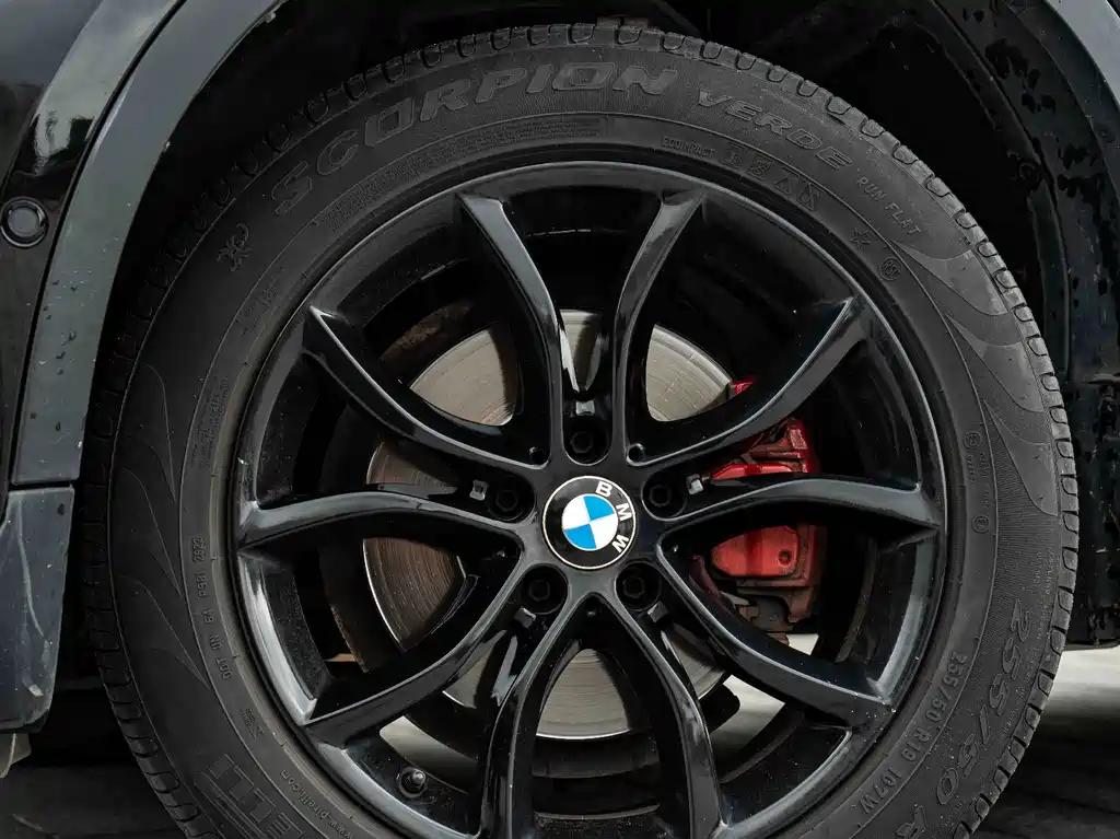 BMW X6 — фото 4