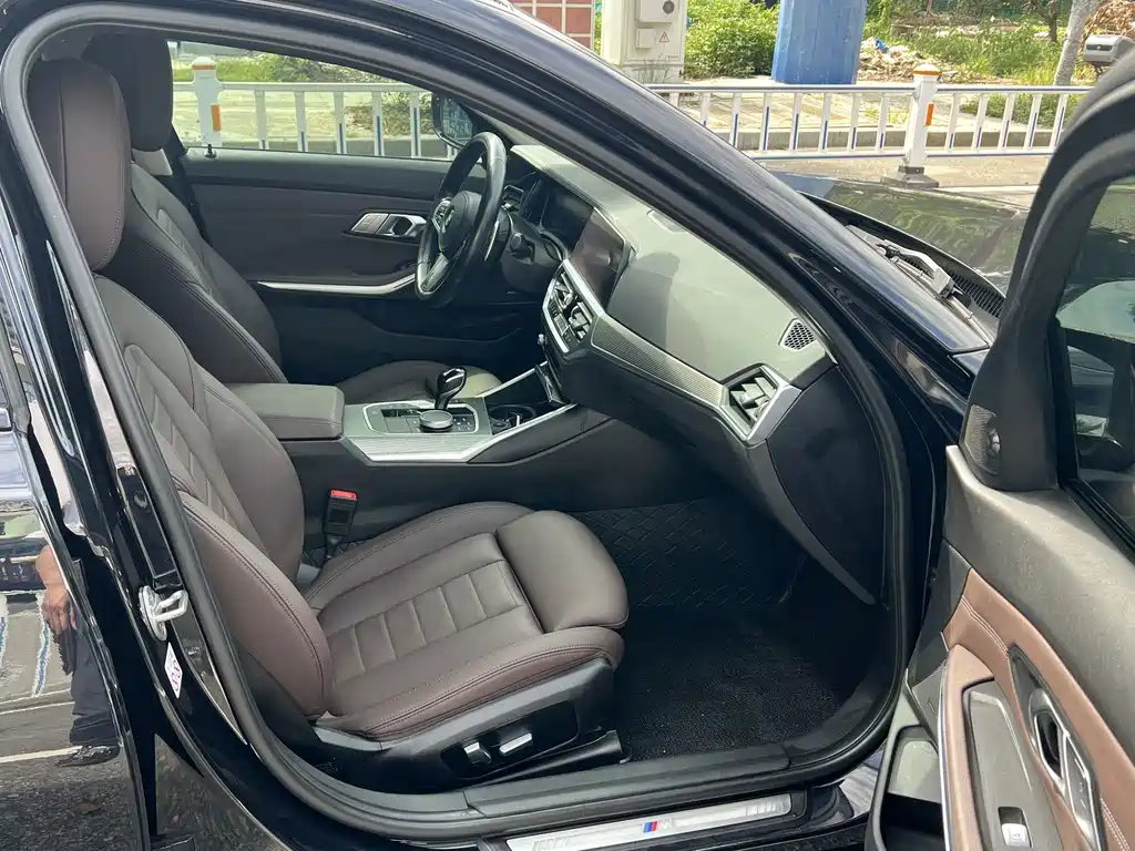 BMW 3 Series — фото 10