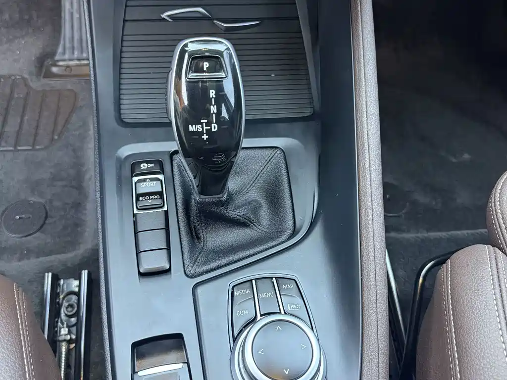 BMW X1 — фото 16