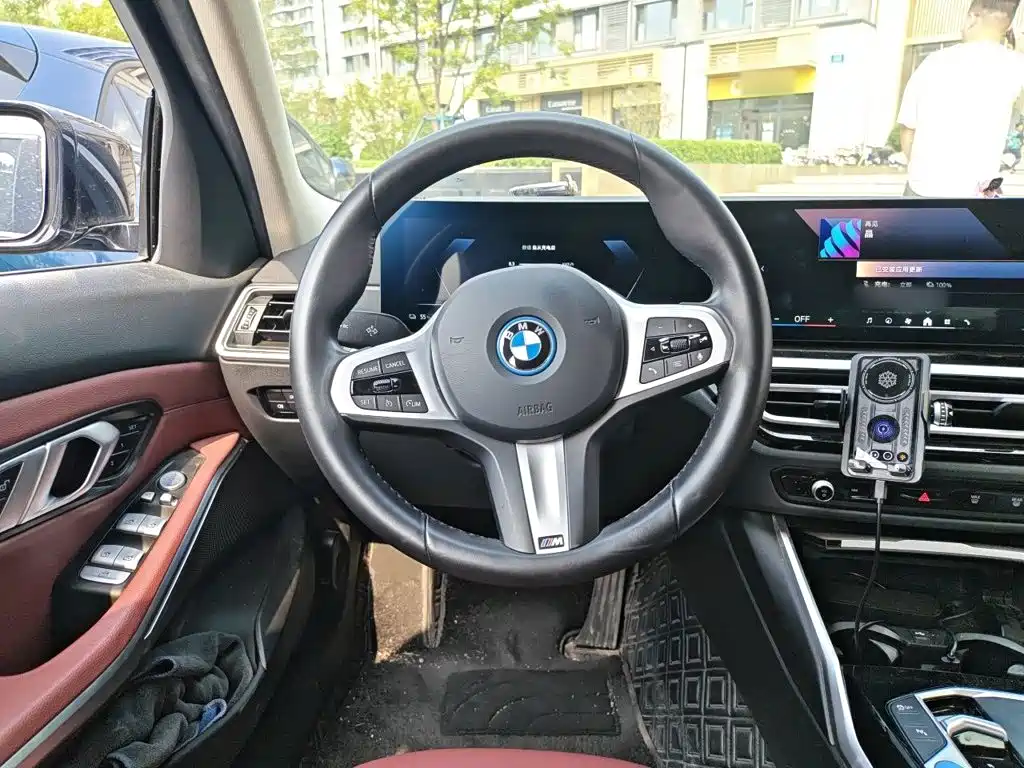 BMW i3 — фото 11