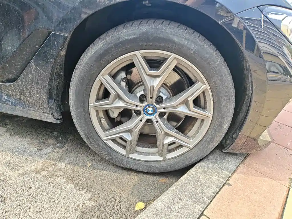 BMW i3 — фото 8
