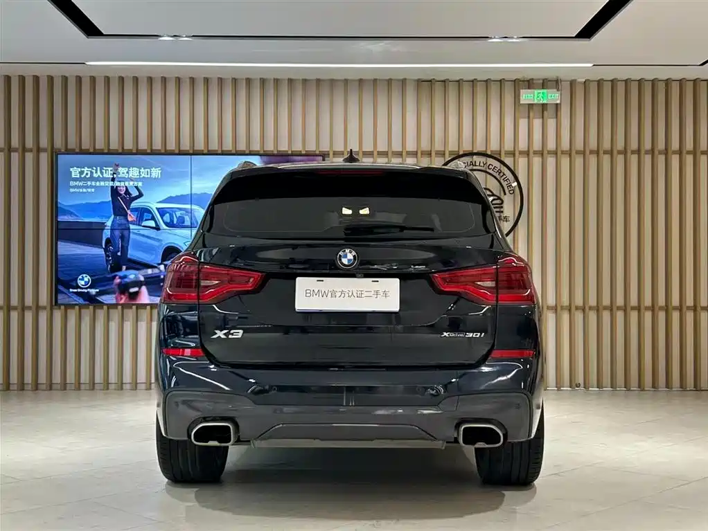 BMW X3 — фото 8
