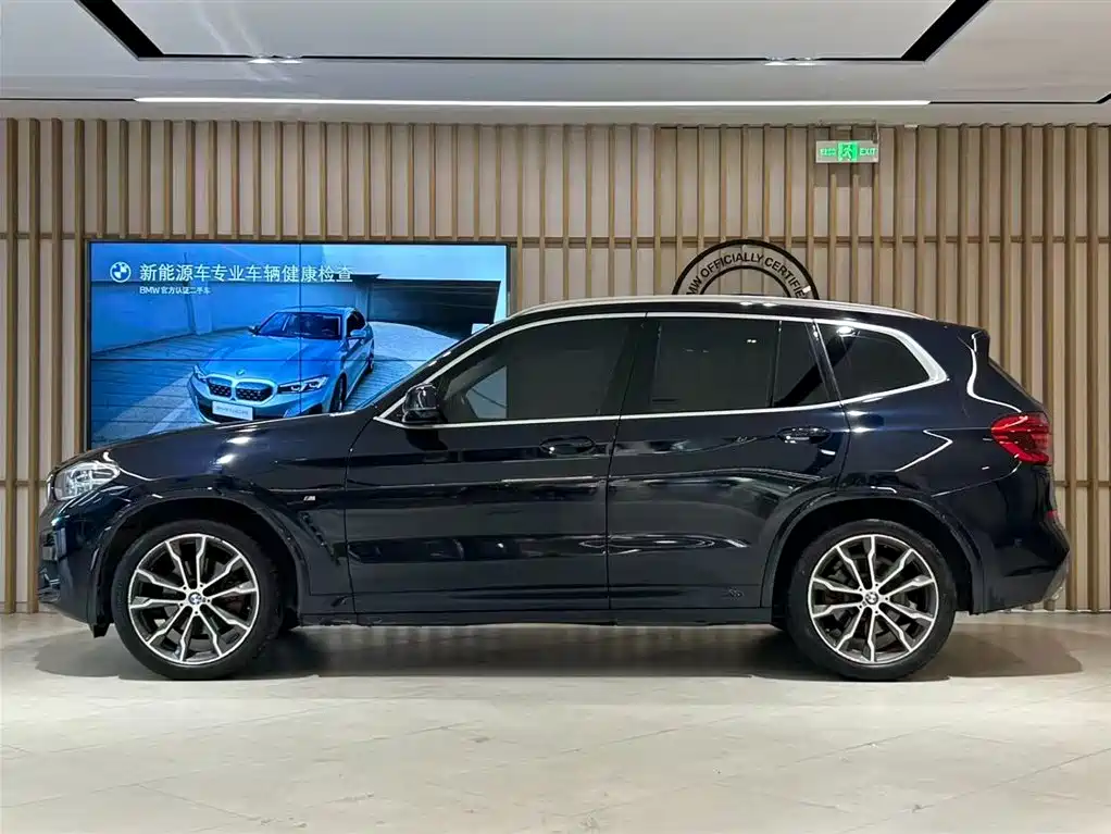 BMW X3 — фото 10