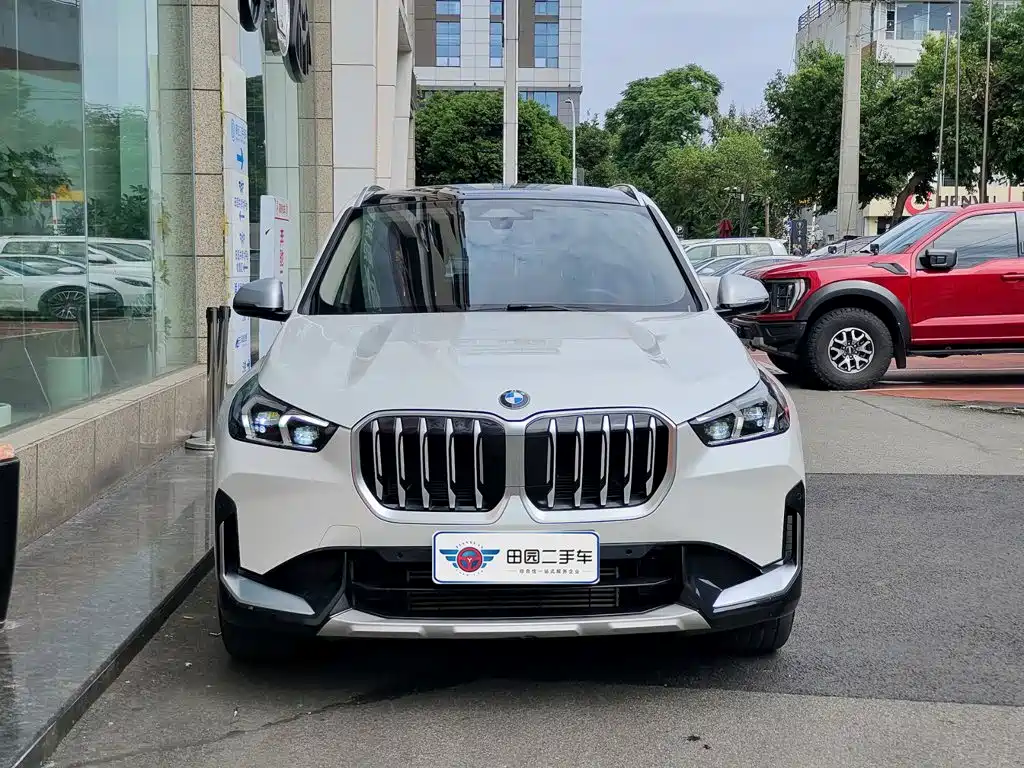 BMW X1 — фото 2