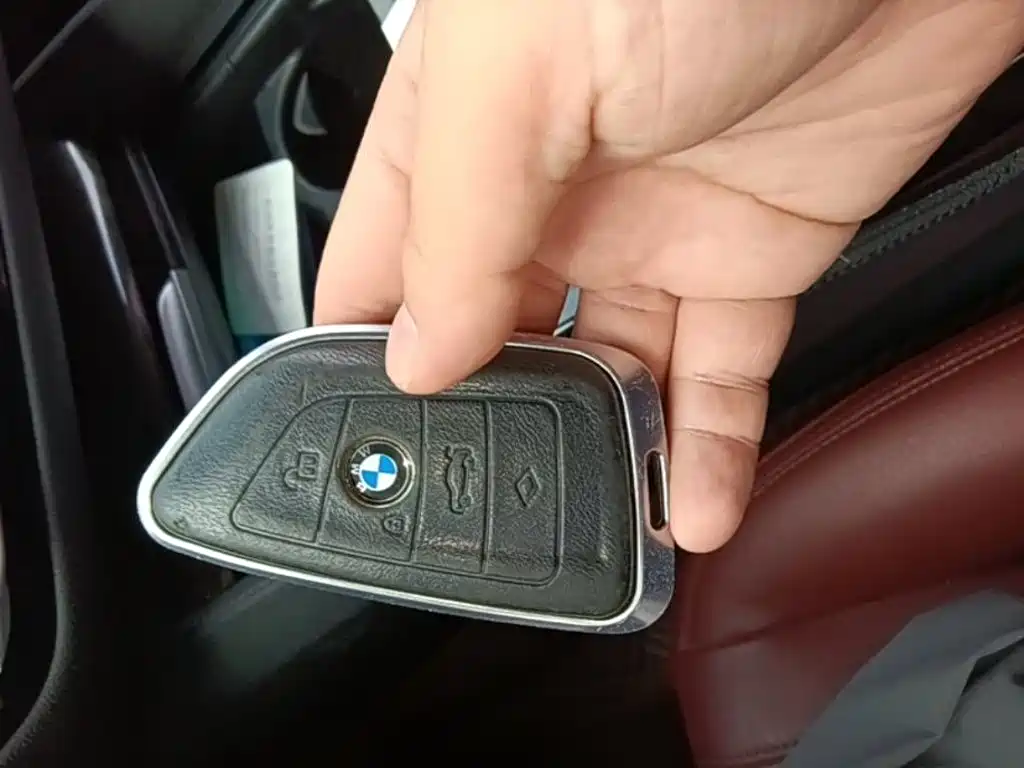 BMW 5 Series — фото 9