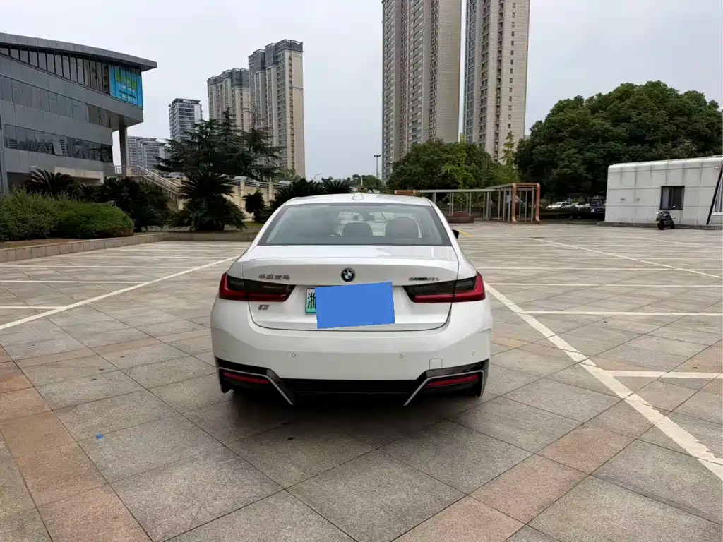BMW i3 — фото 9
