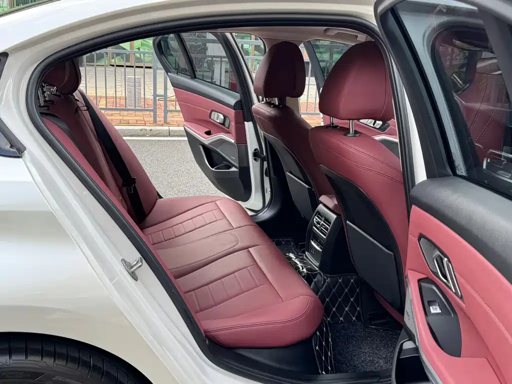 BMW 3 Series — фото 10