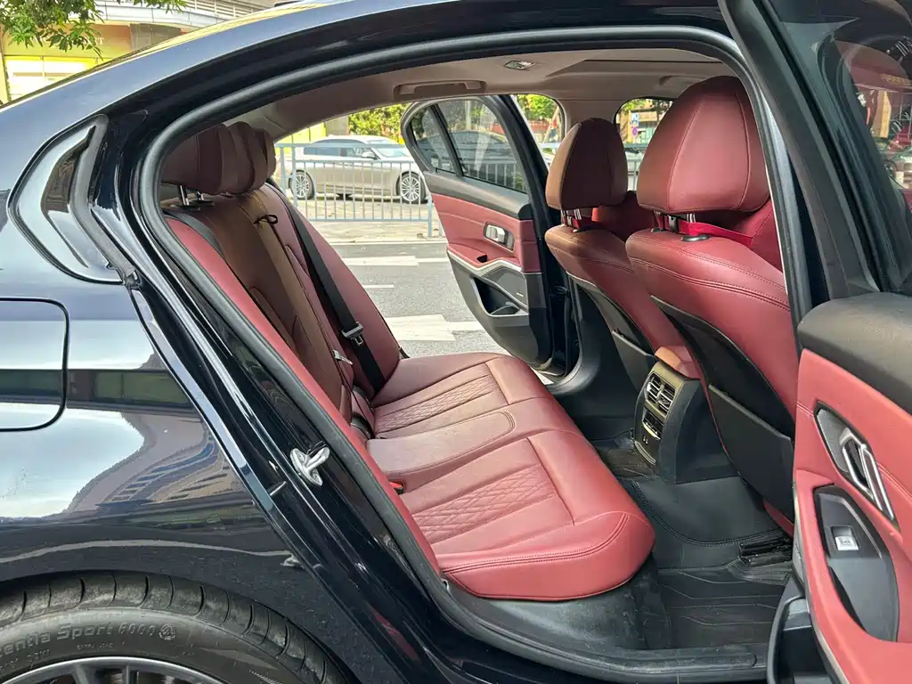 BMW 3 Series — фото 10