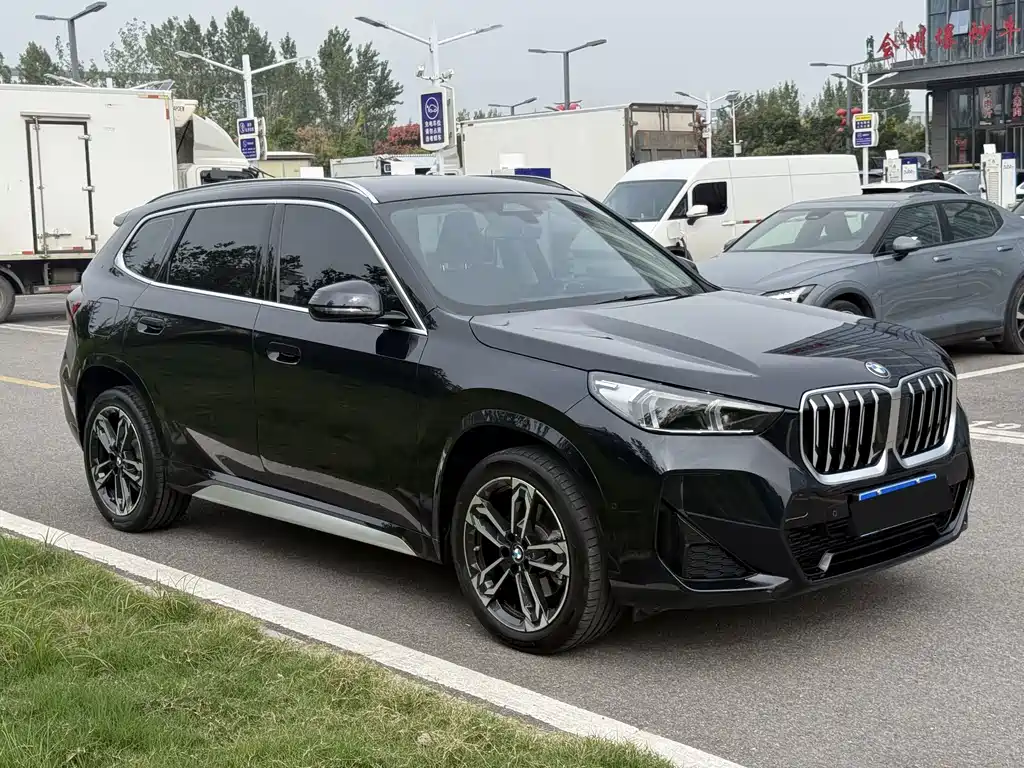 BMW X1 — фото 2