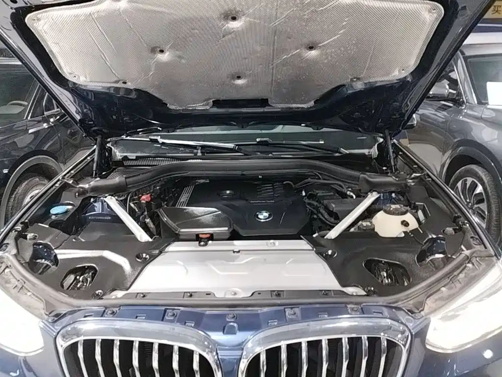 BMW X3 — фото 20