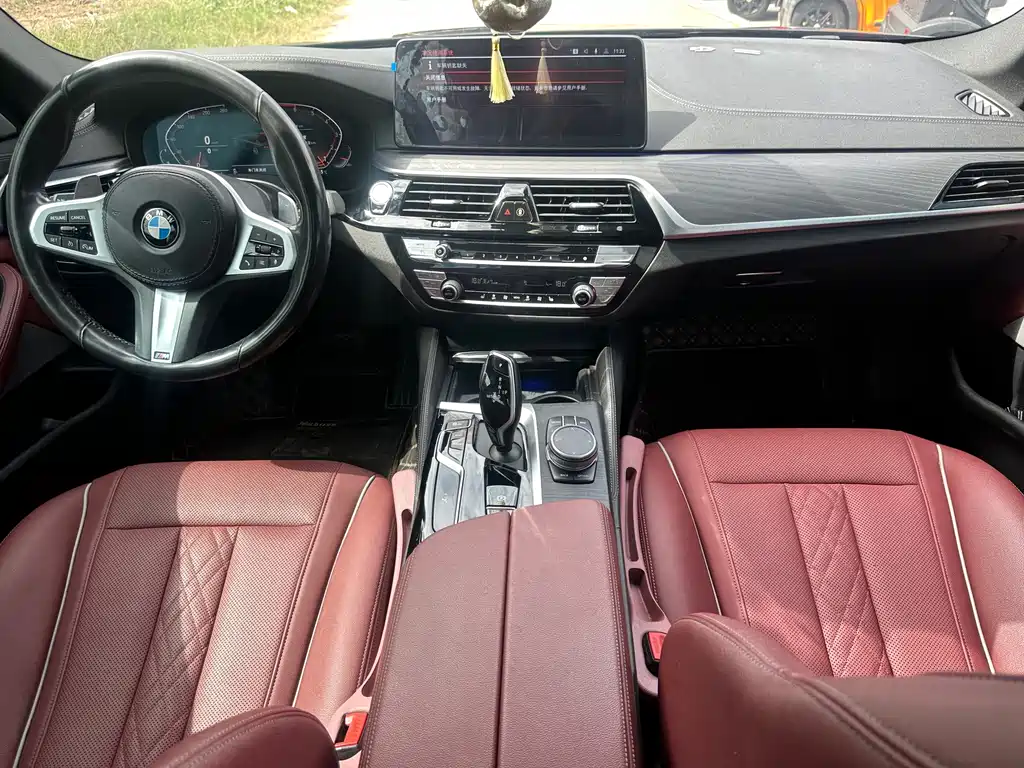 BMW 5 Series — фото 3