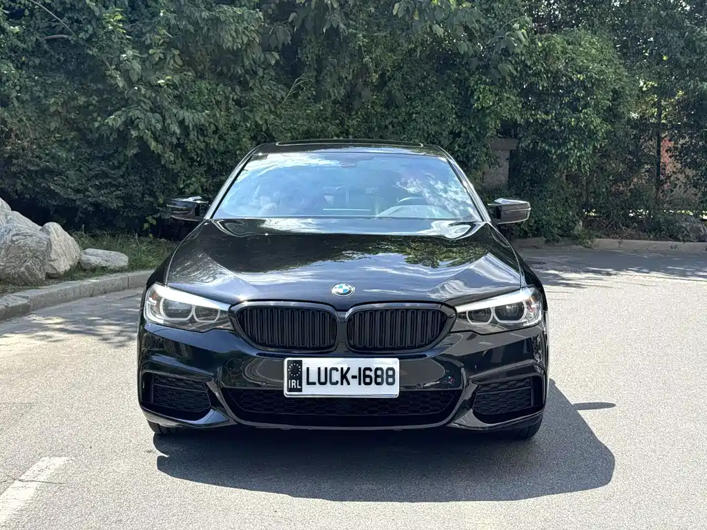 BMW 5 Series — фото 2