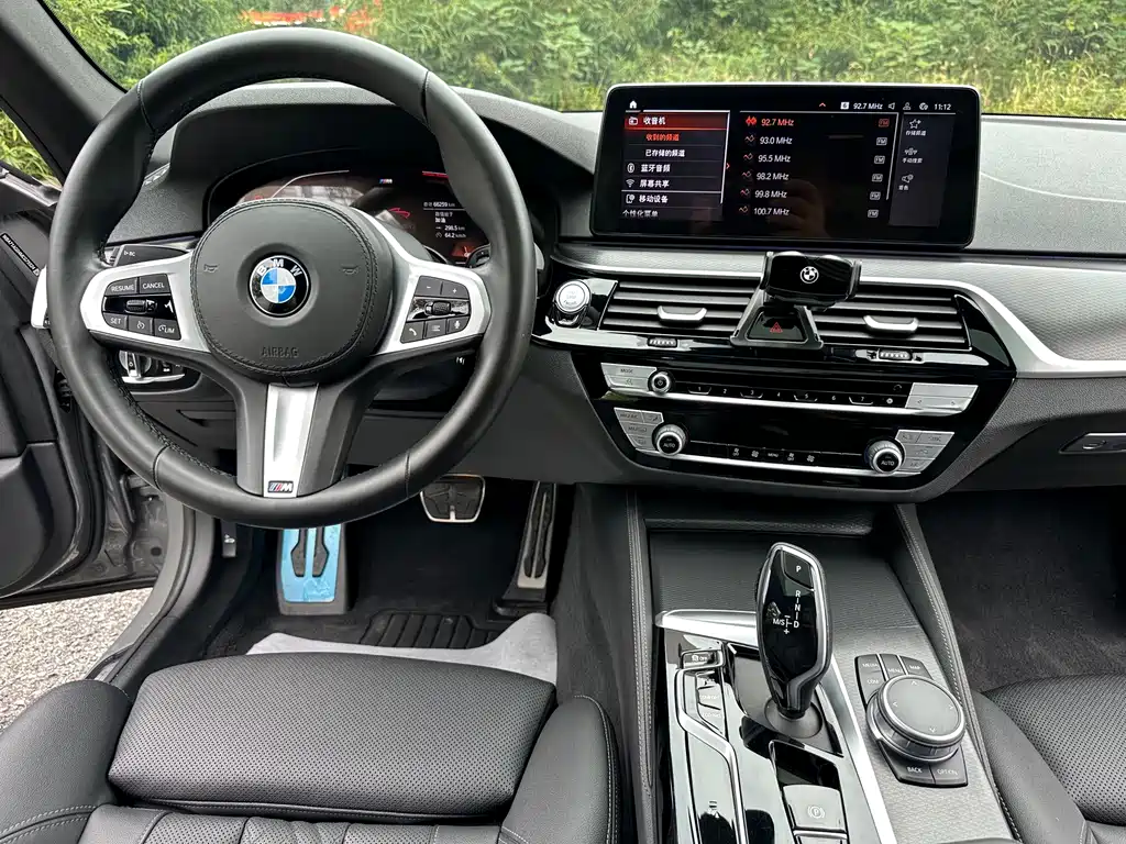 BMW 5 Series (Import) — фото 11