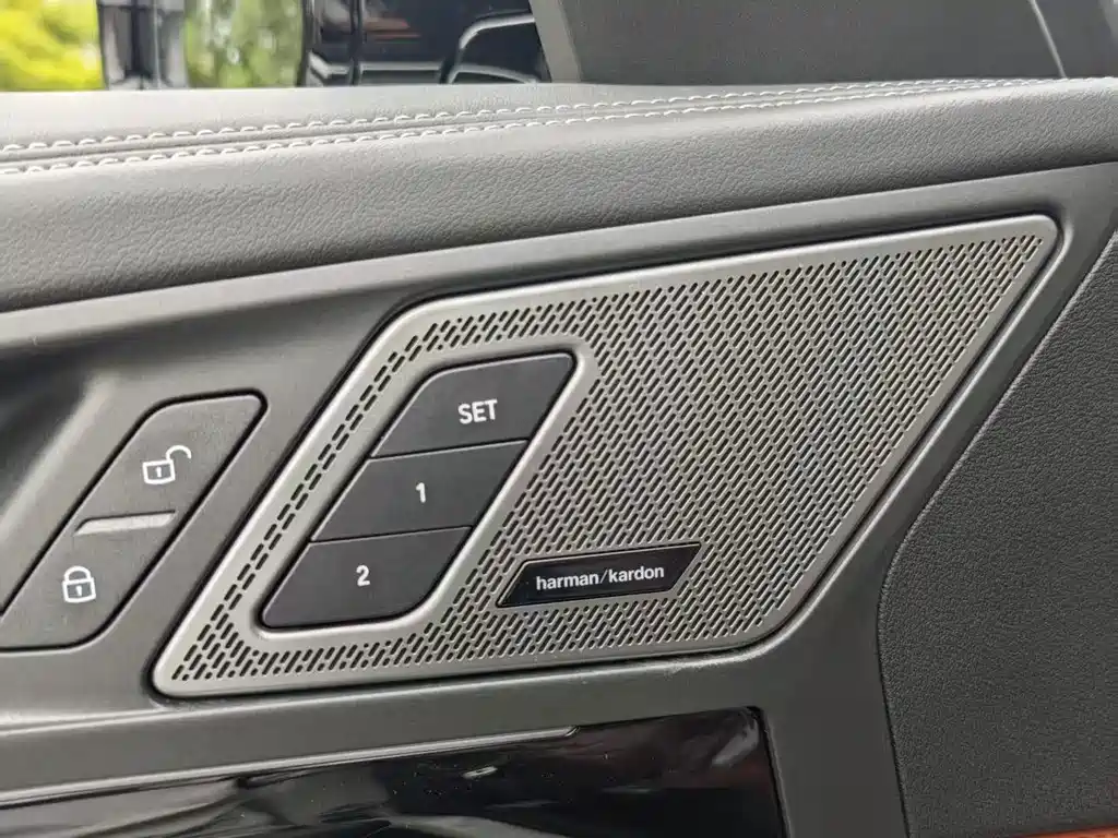 BMW X1 — фото 11