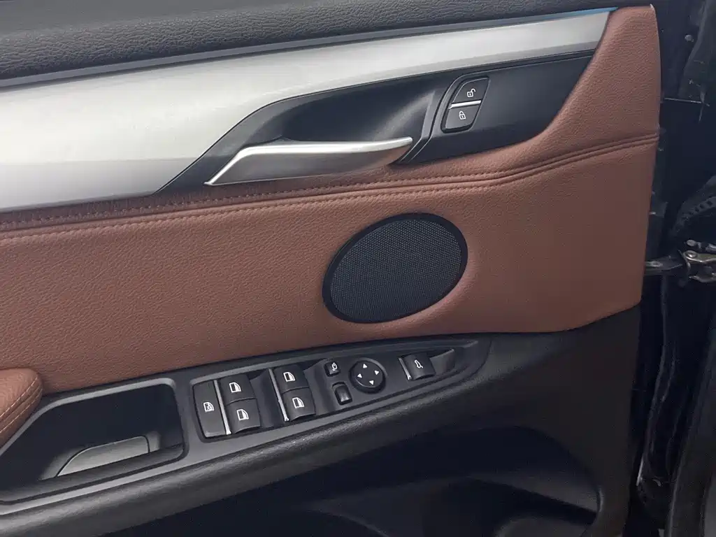 BMW X5 (Import) — фото 14