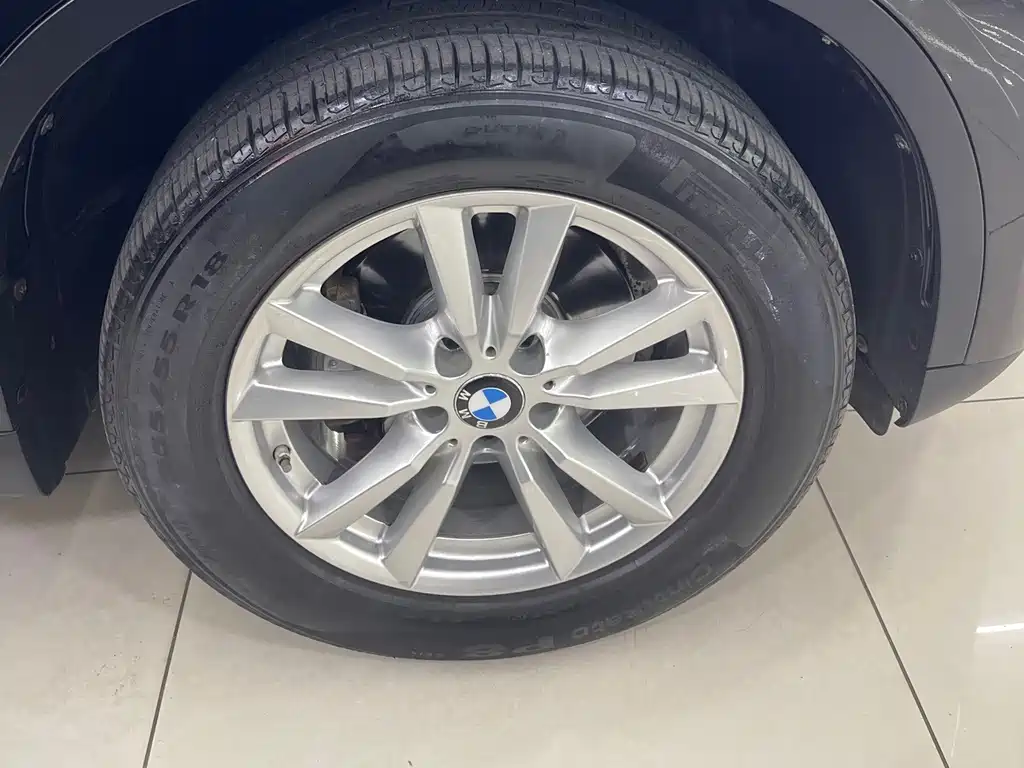 BMW X5 (Import) — фото 10