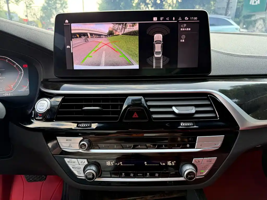 BMW 5 Series — фото 10