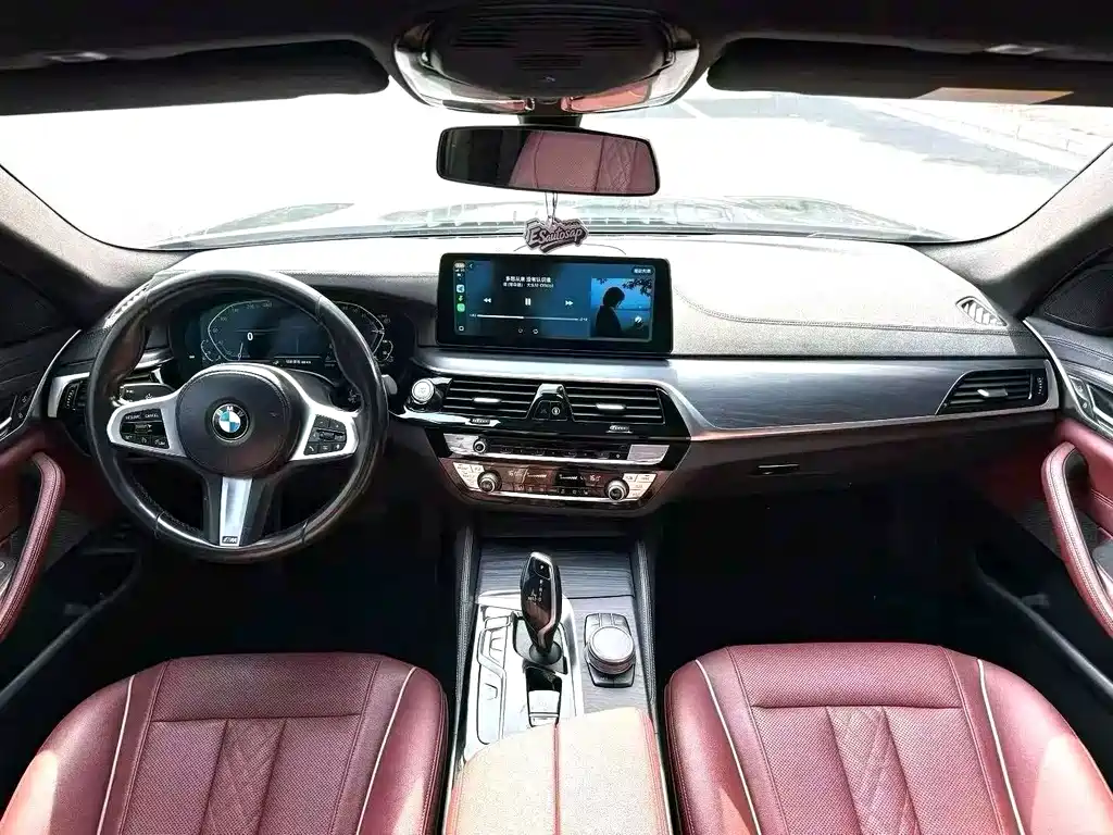 BMW 5 Series New Energy — фото 5