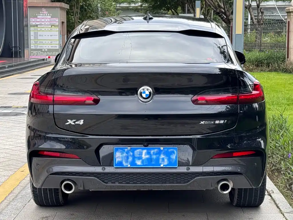 BMW X4 — фото 5