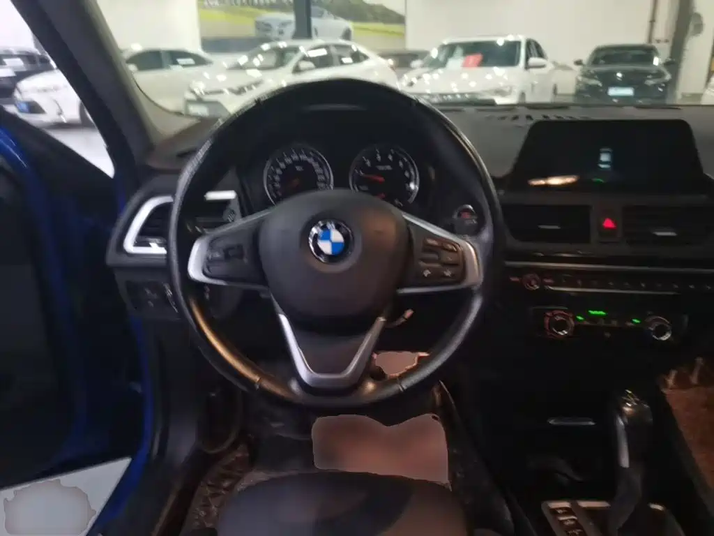 BMW 1 Series — фото 11