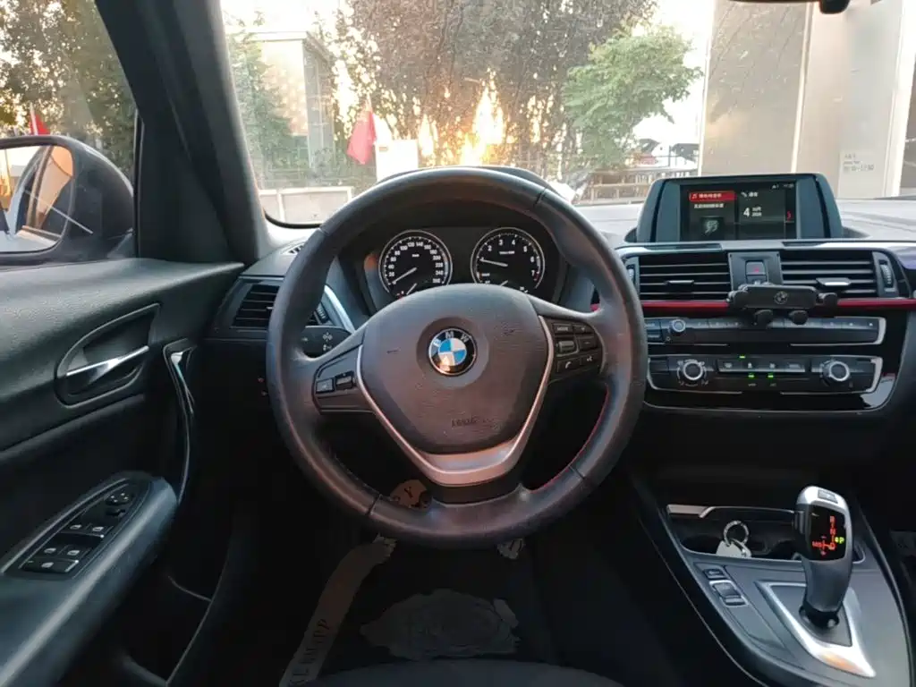 BMW 1 Series (Import) — фото 11