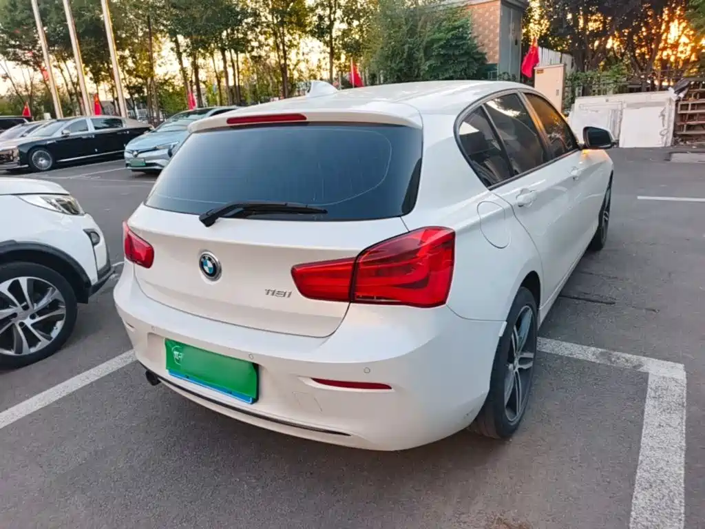 BMW 1 Series (Import) — фото 7