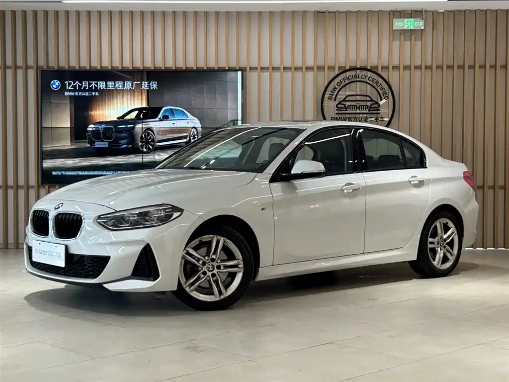 BMW 1 Series — фото 1