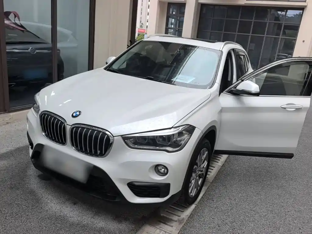 BMW X1 — фото 2