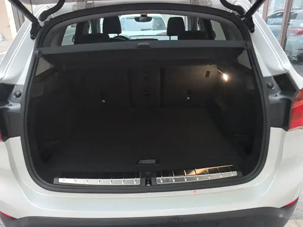 BMW X1 — фото 15