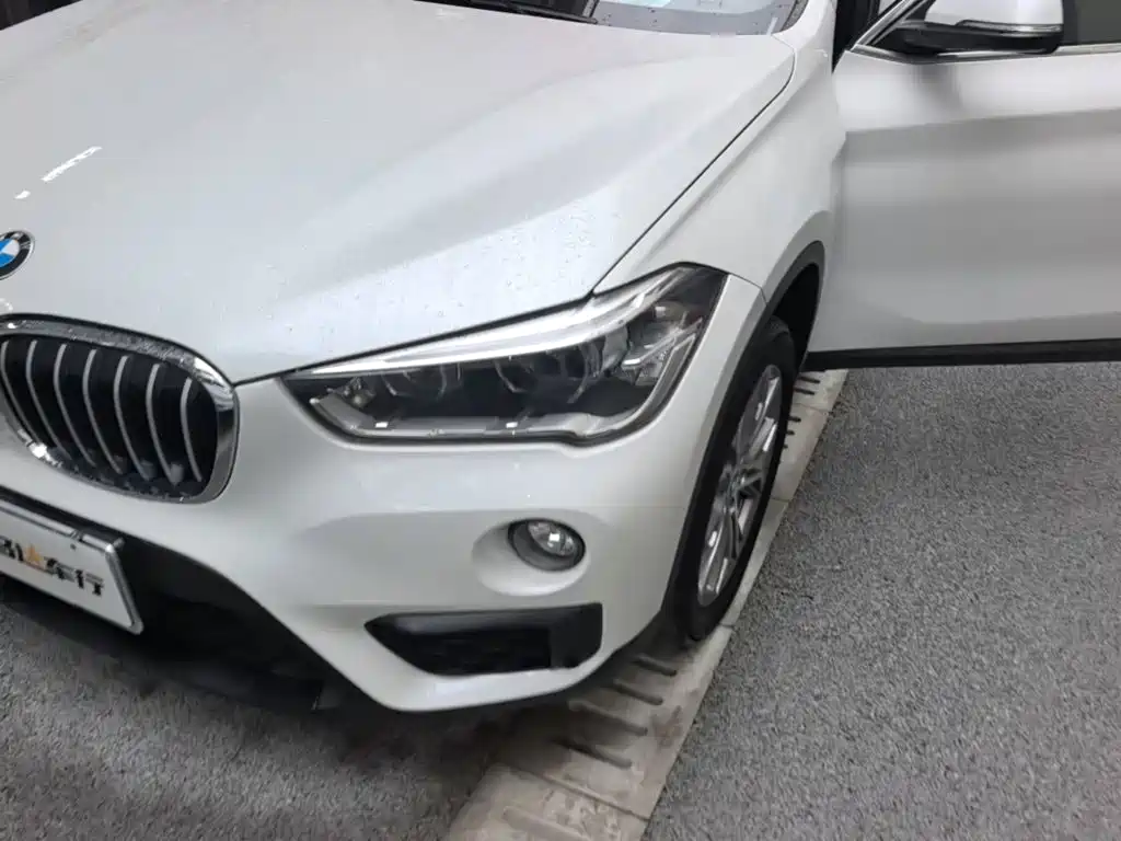 BMW X1 — фото 18