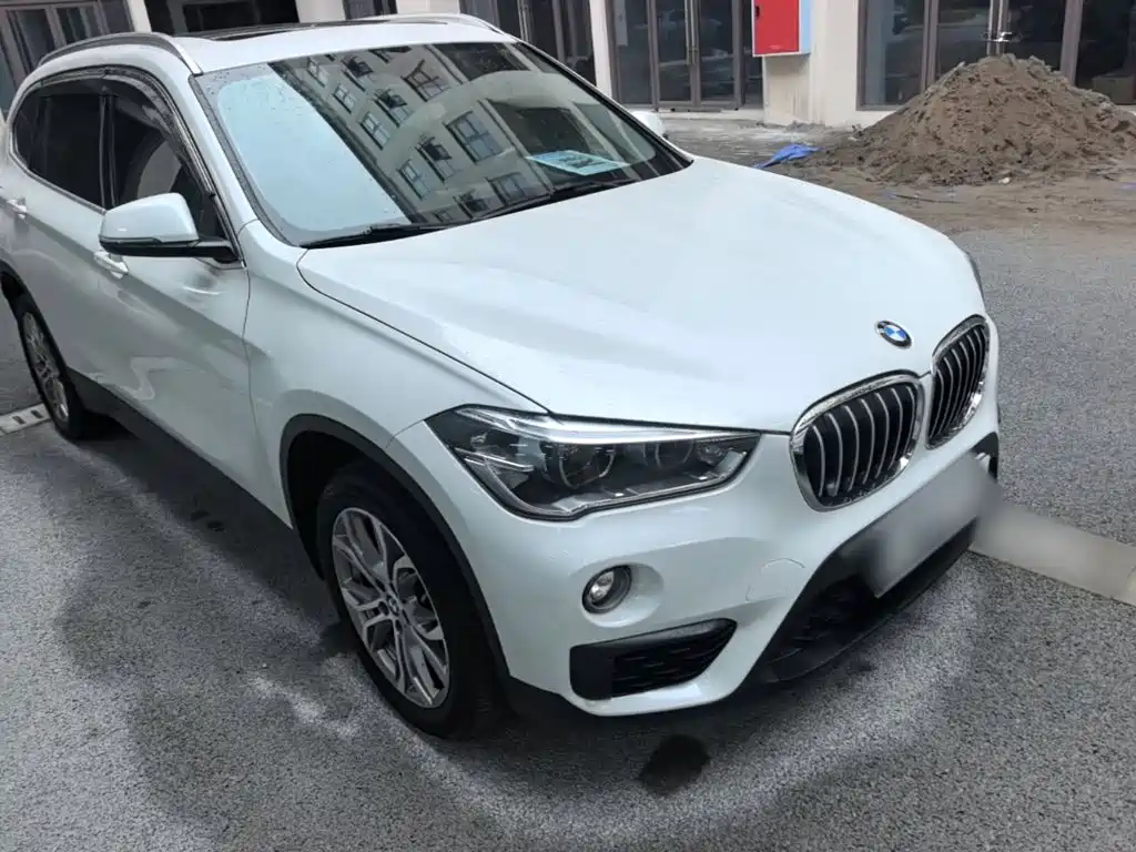 BMW X1 — фото 22
