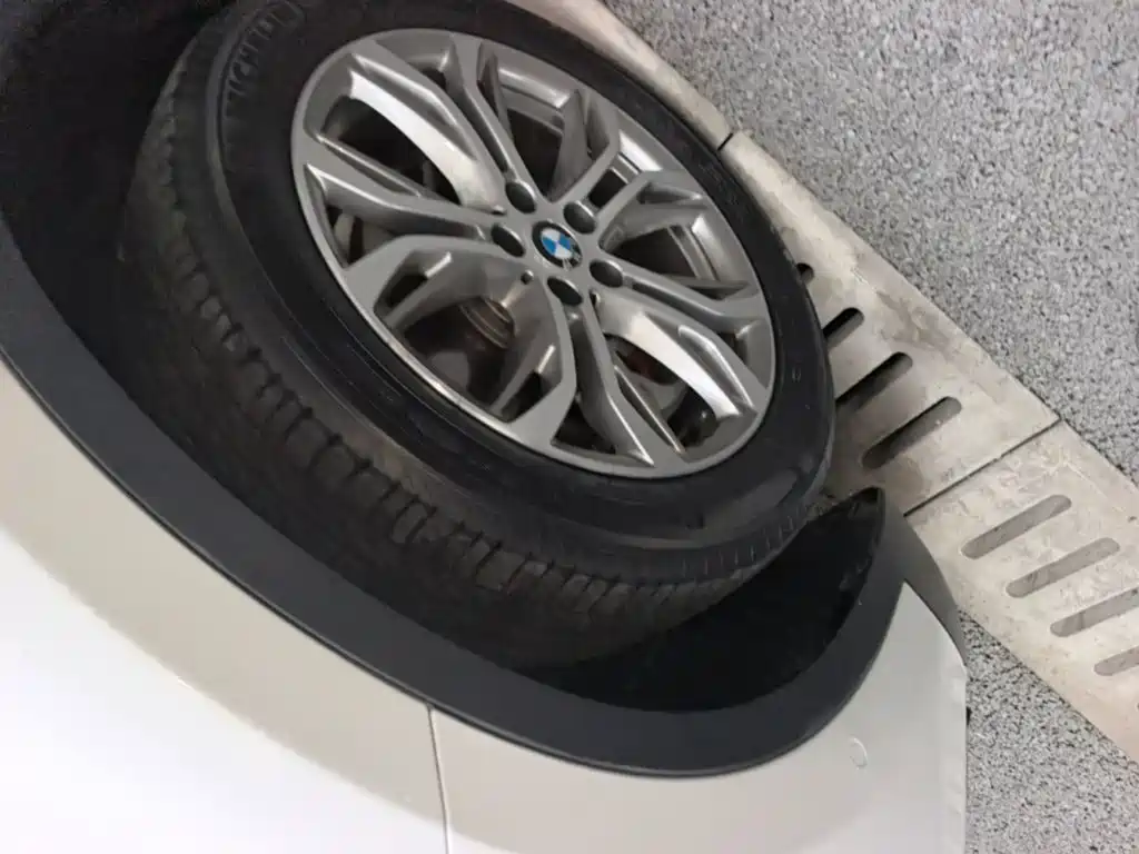BMW X1 — фото 25