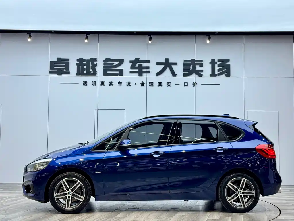BMW 2 Series Active Tourer — фото 4