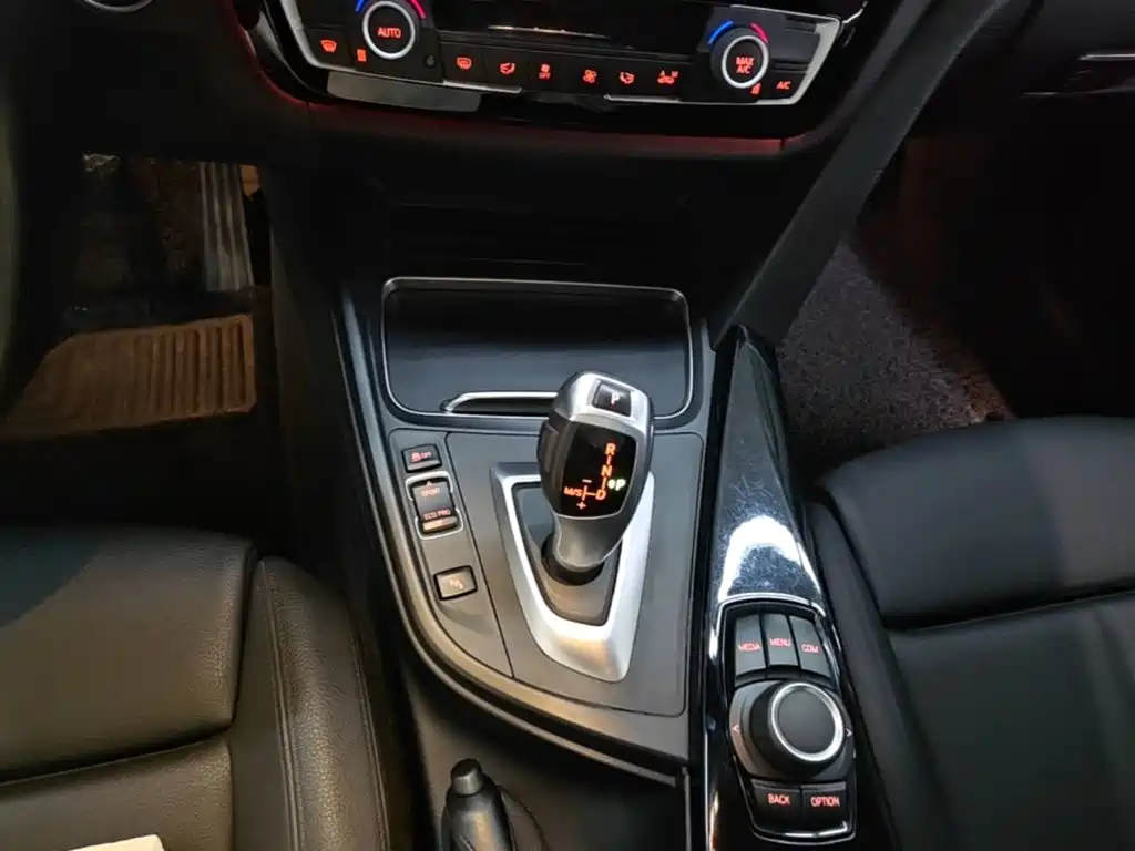 BMW 3 Series — фото 14