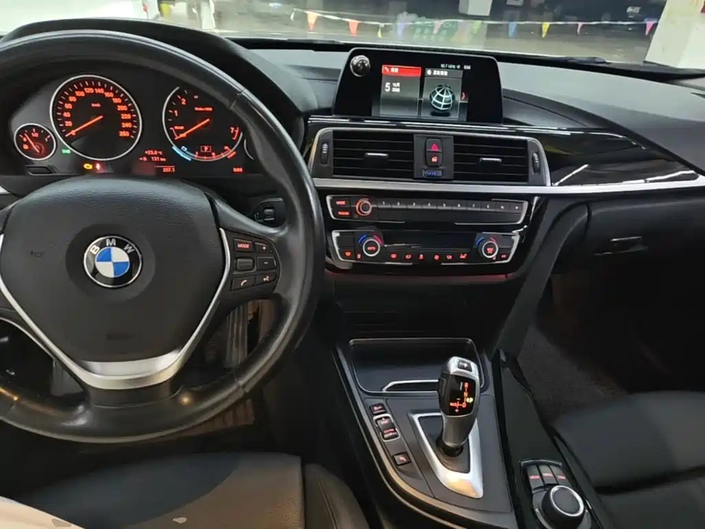 BMW 3 Series — фото 10