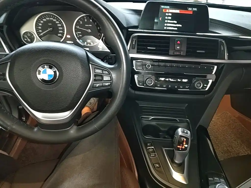 BMW 3 Series — фото 10