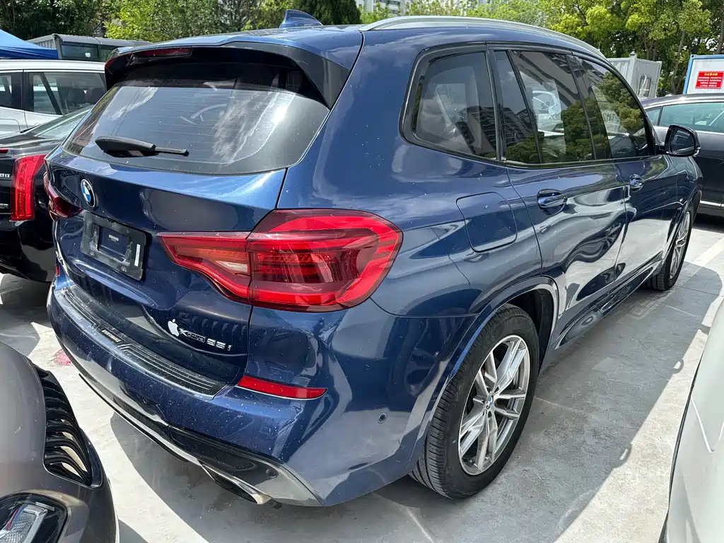 BMW X3 — фото 17