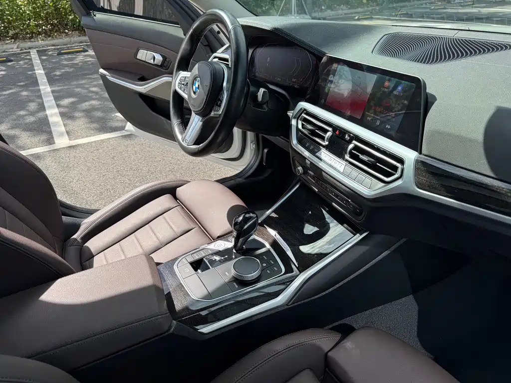 BMW 3 Series — фото 14