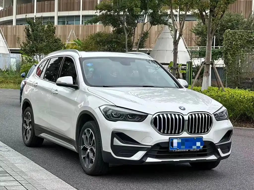 BMW X1 — фото 3