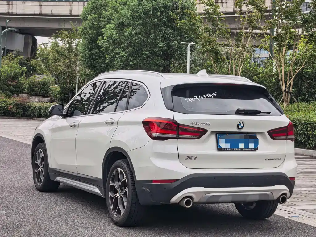 BMW X1 — фото 4