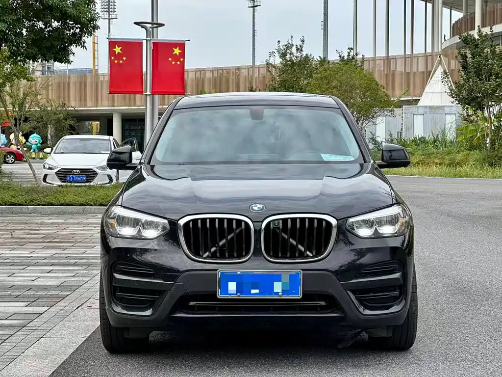 BMW X3 (Import) — фото 2