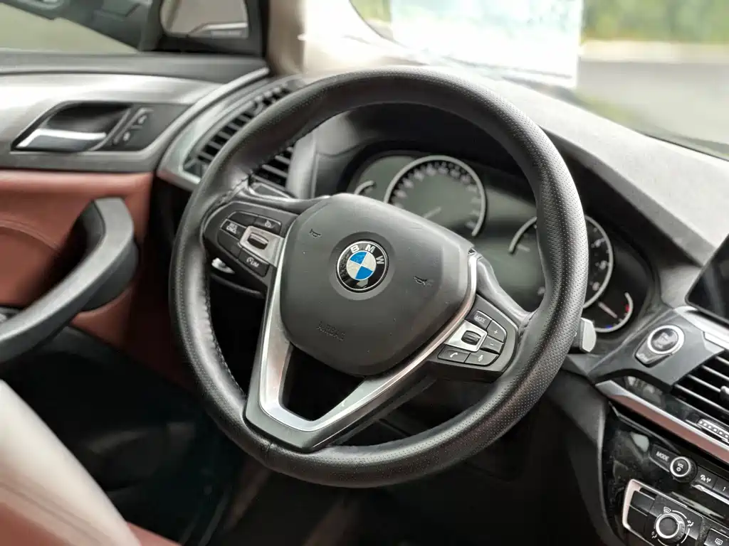 BMW X3 (Import) — фото 14