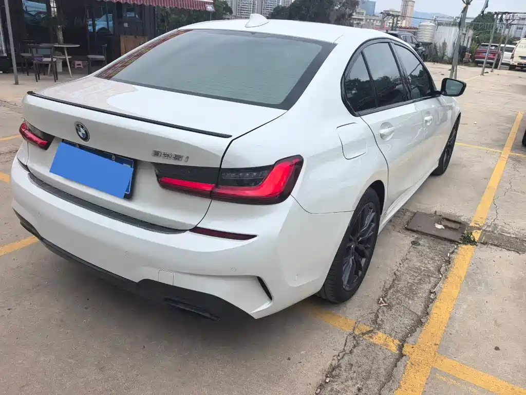 BMW 3 Series — фото 13