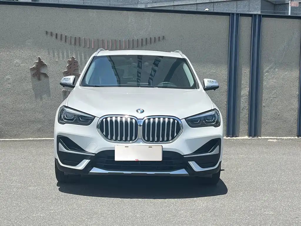 BMW X1 — фото 2