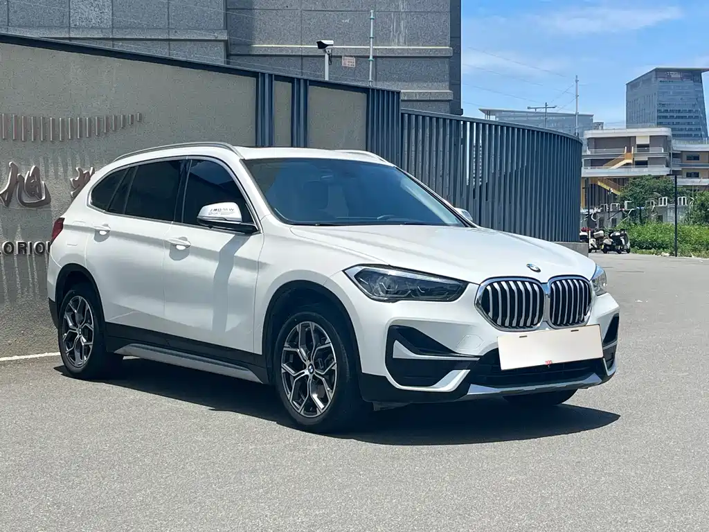 BMW X1 — фото 3